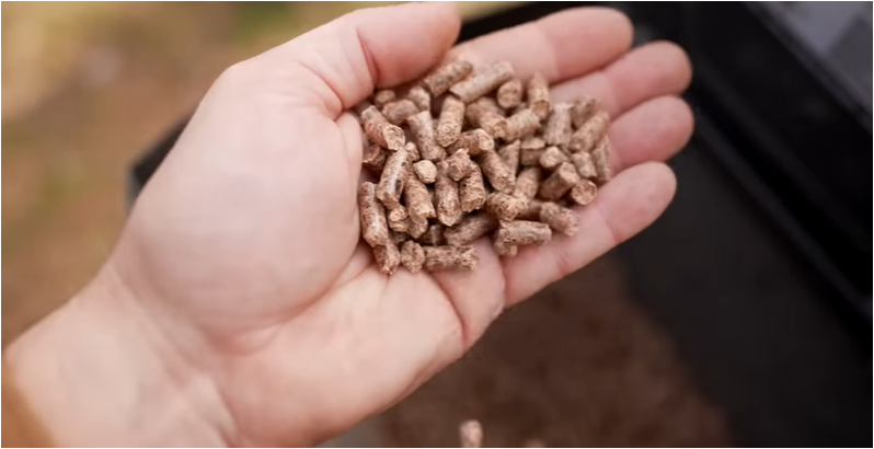 Choosing the Right Wood Pellets for Your Smoker